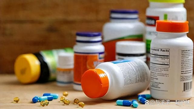 被吹上天的6種保健食品，實則坑錢又傷身，勸告父母謹(jǐn)慎購買